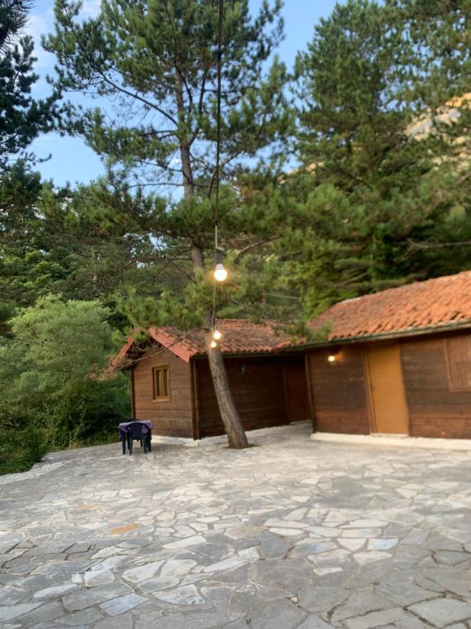 Вилла The Old Man'S Chalet Dukat Экстерьер фото